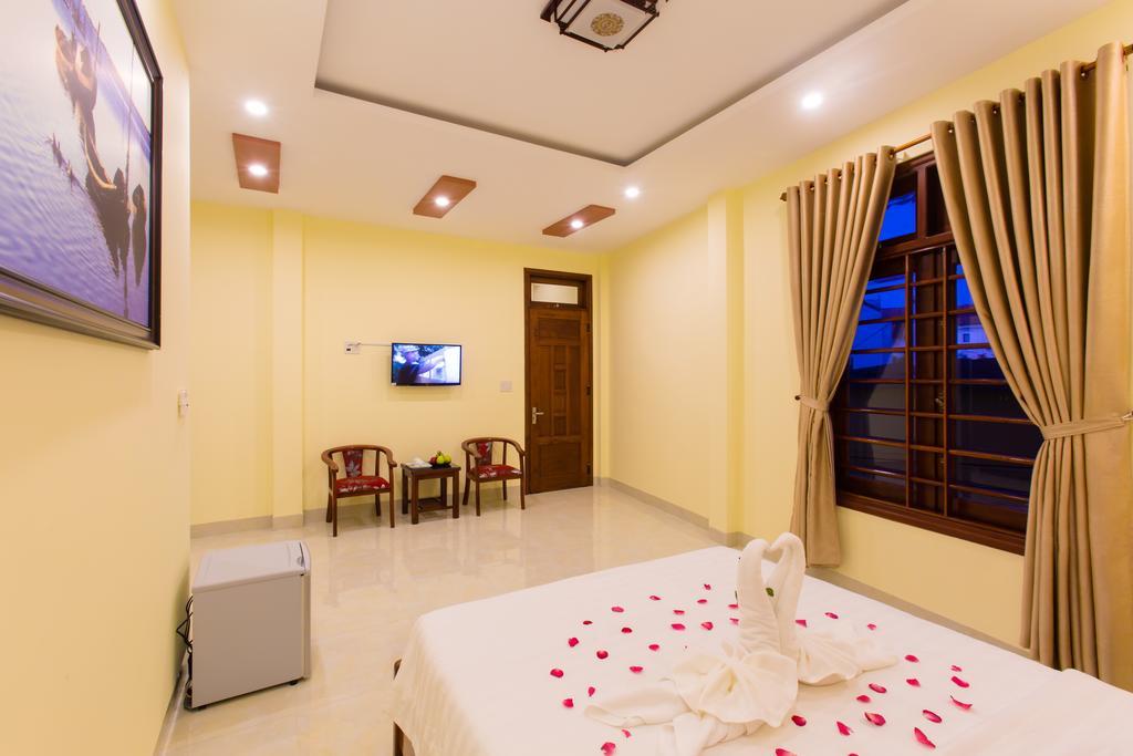 Light Sky Homestay Хоян Екстер'єр фото